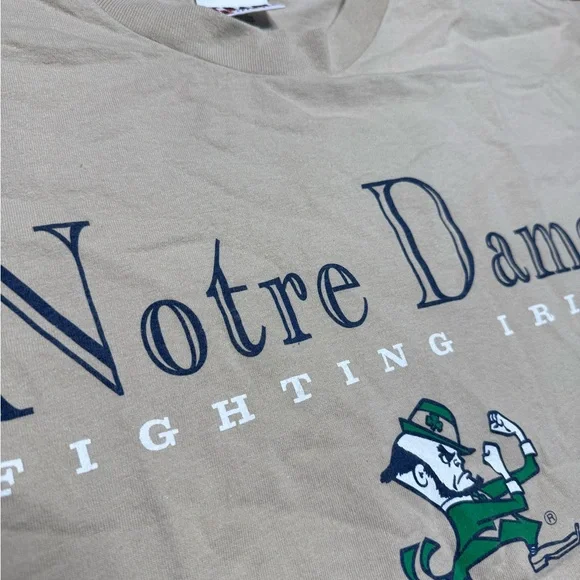 Vintage Notre Dame Fighting Irish Y2K T Shirt Men’s XL Gold 2000s Vtg - Picture 3 of 4